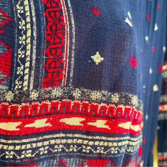 Lucky Brand Navy & Red Bell Sleeve Boho Peasant Blouse Size L - Picture 11 of 11